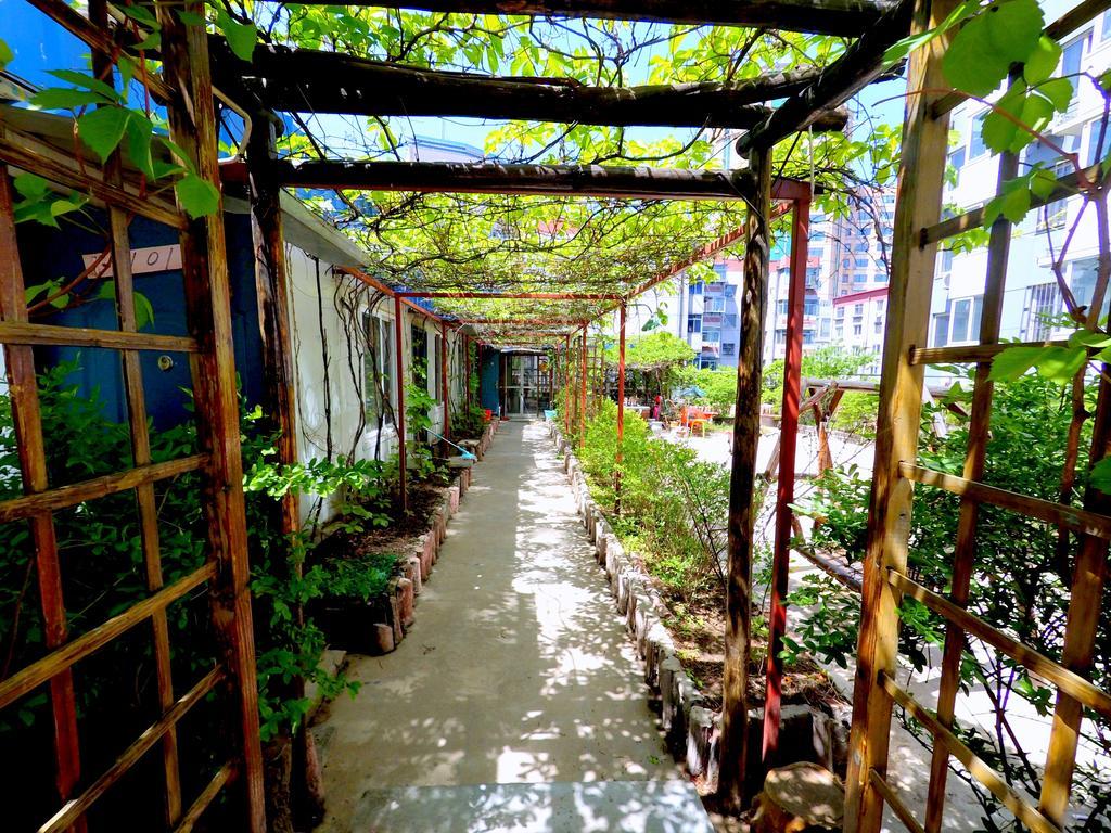 First Met Backpackers Hostel 承德 外观 照片
