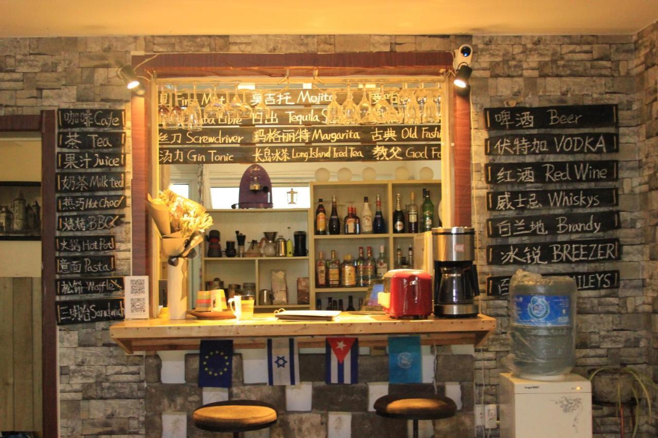 First Met Backpackers Hostel 承德 外观 照片